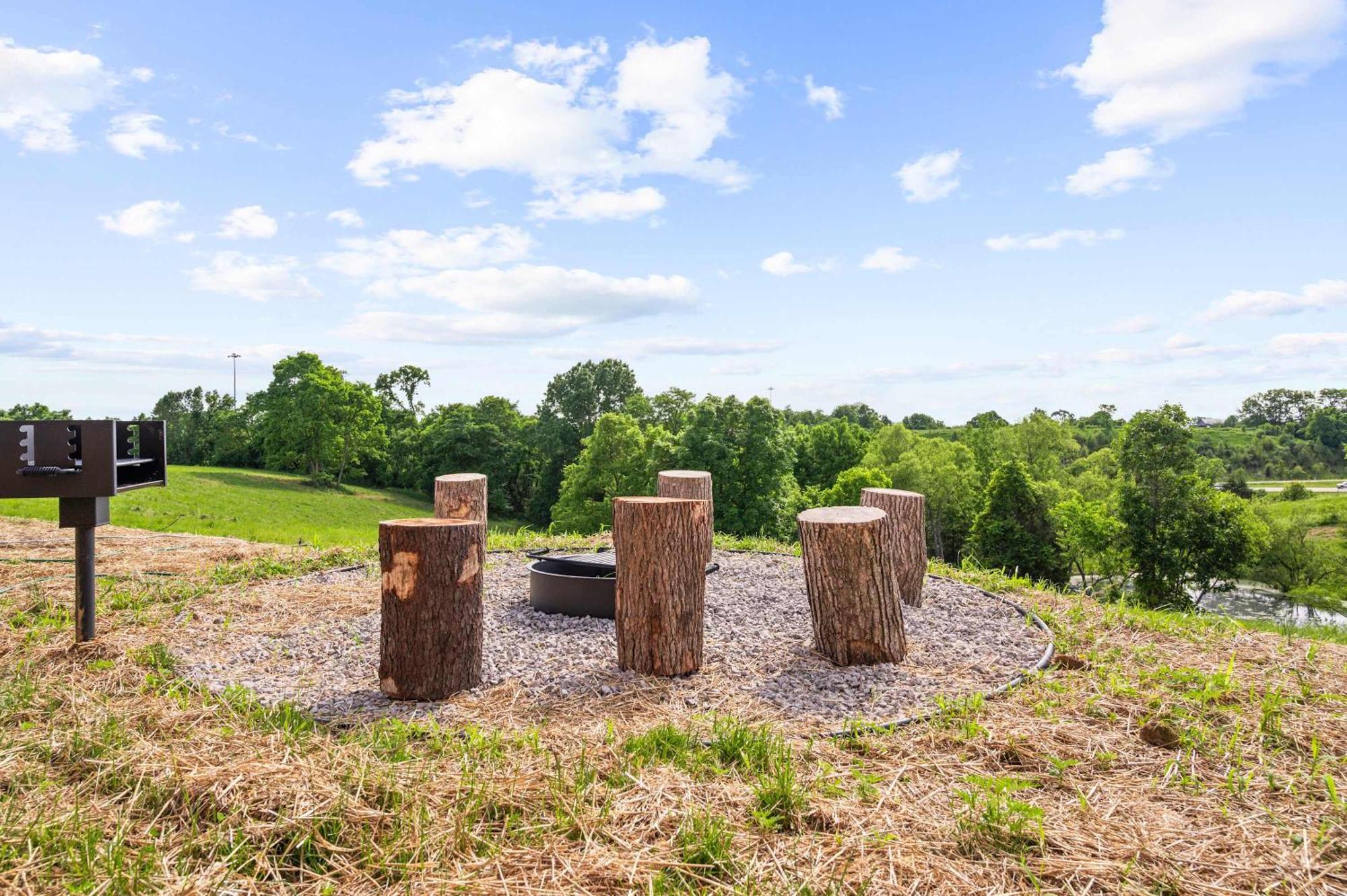 The Lodges At Eden Reserve - Pet Friendly Cabins Near Ark Williamstown Extérieur photo